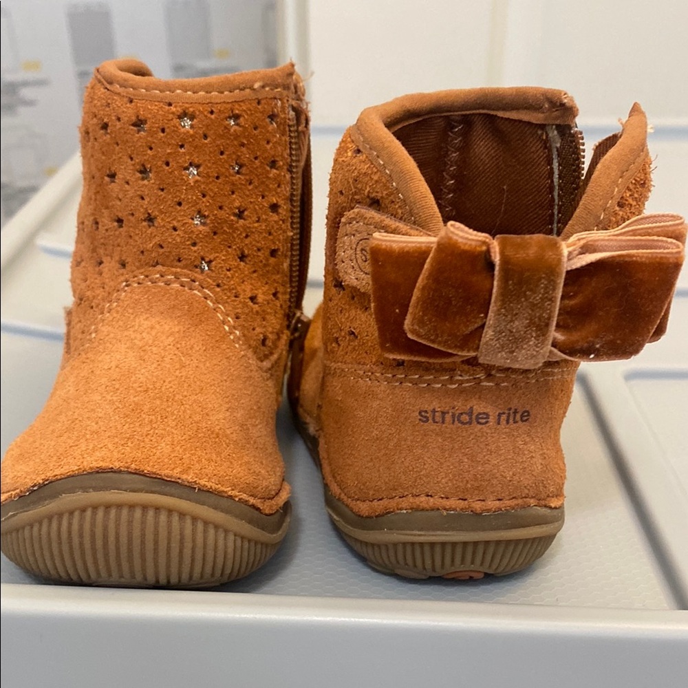Stride Rite Kids' Tan Boots with Bow